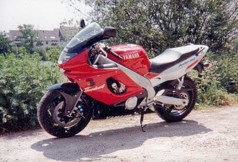 YAMAHA 600 YZF